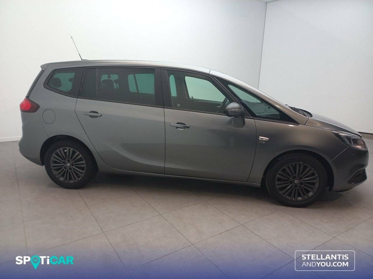 Foto Opel Zafira 4