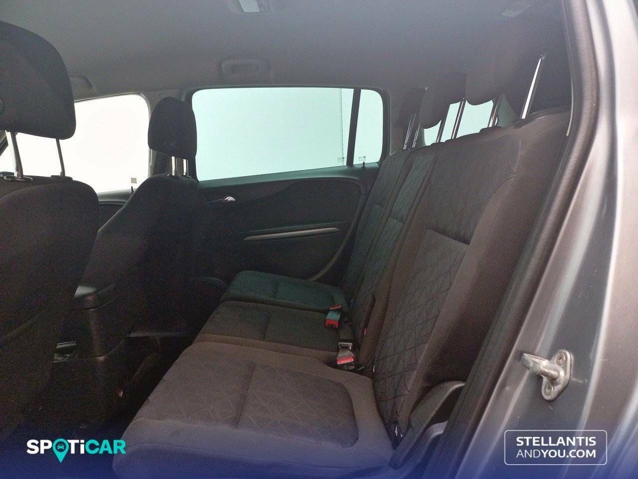 Foto Opel Zafira 10