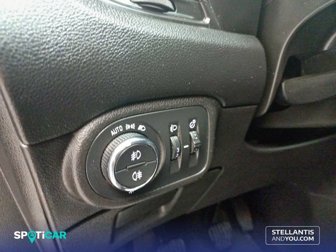 Foto Opel Zafira 25