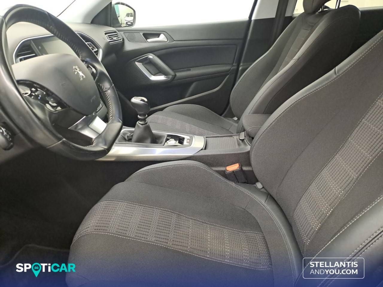 Foto Peugeot 308 9