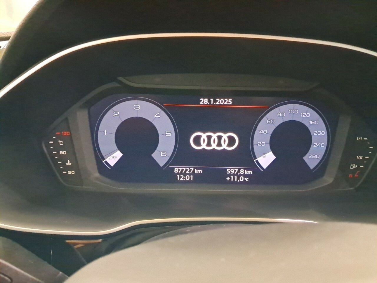 Foto Audi Q3 8