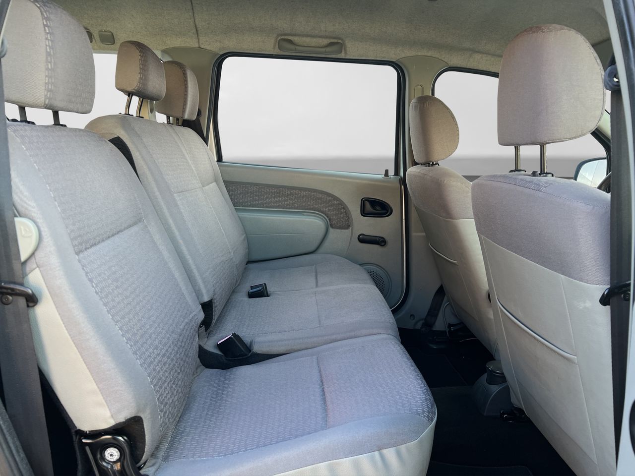 Foto Dacia Logan 20