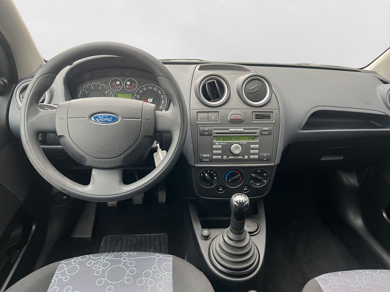 Foto Ford Fiesta 16