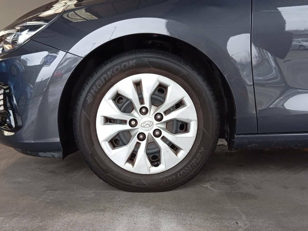 Foto Hyundai i30 6