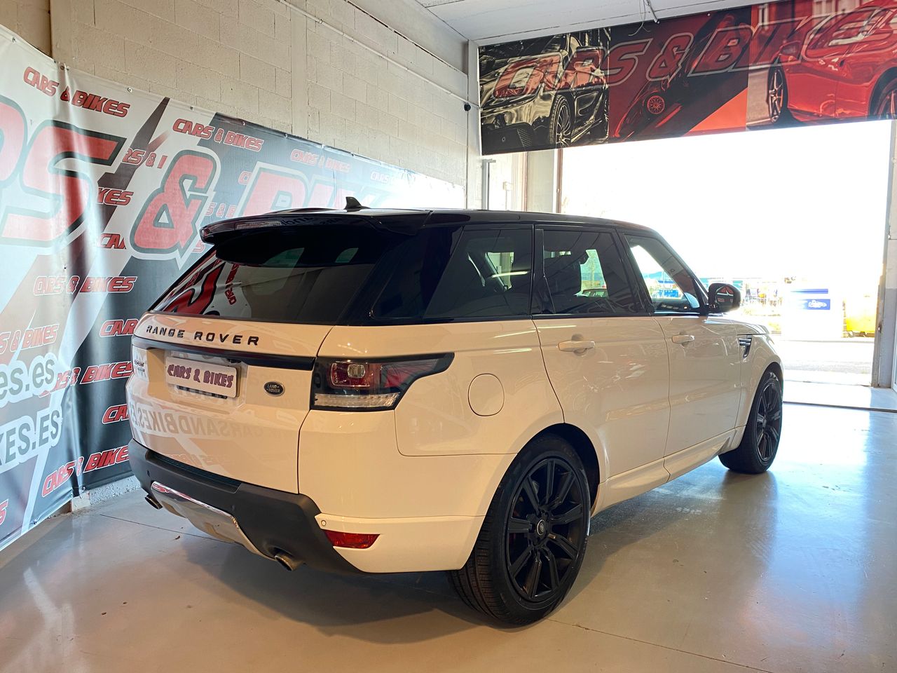 Foto Land-Rover Range Rover Sport 15