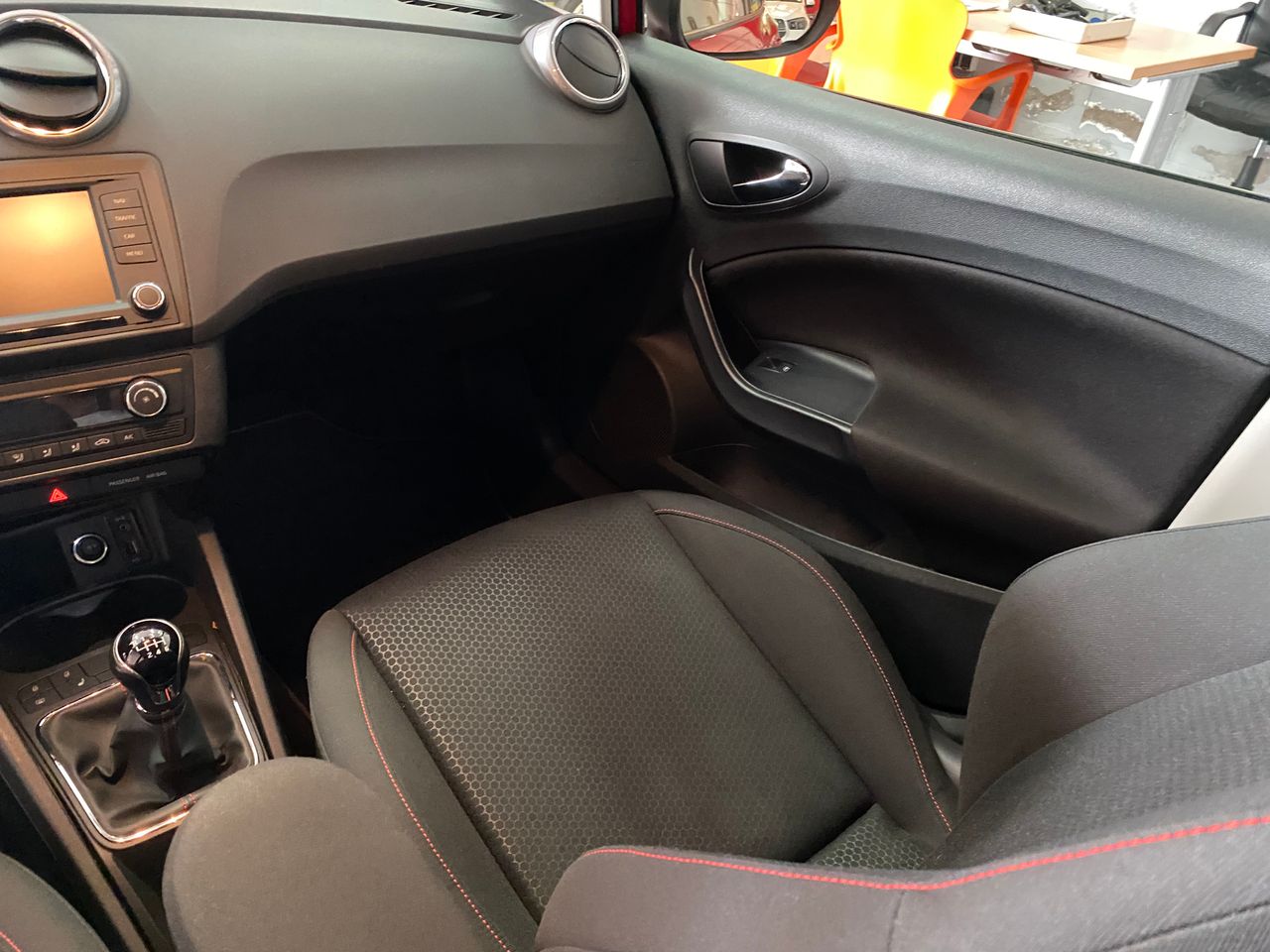 Foto Seat Ibiza 12
