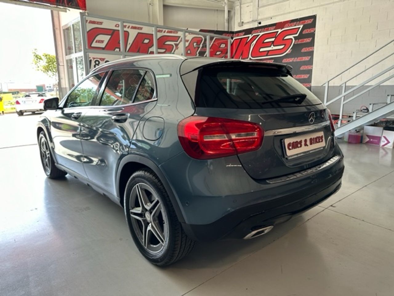 Foto Mercedes-Benz Clase GLA 12