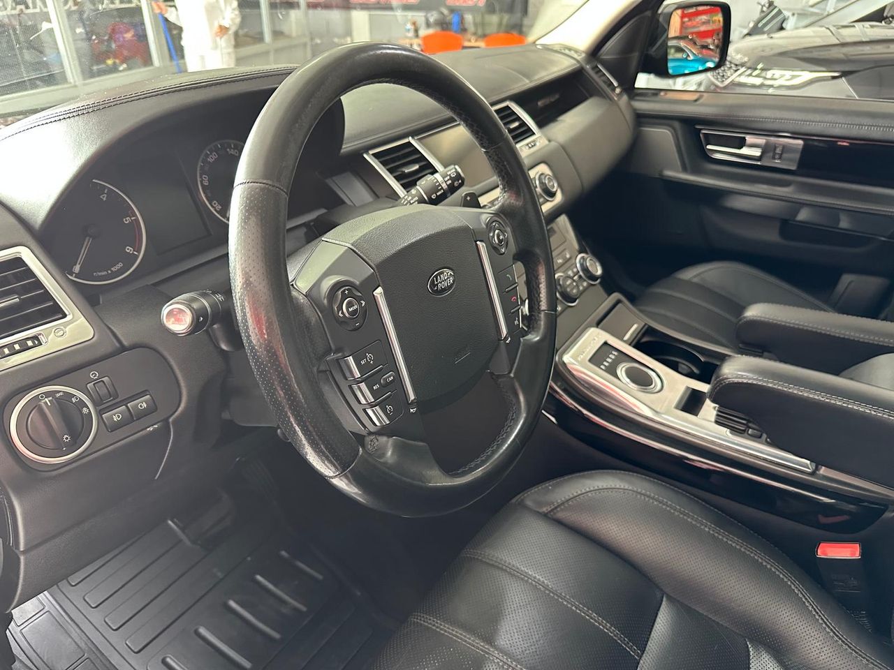 Foto Land-Rover Range Rover Sport 15