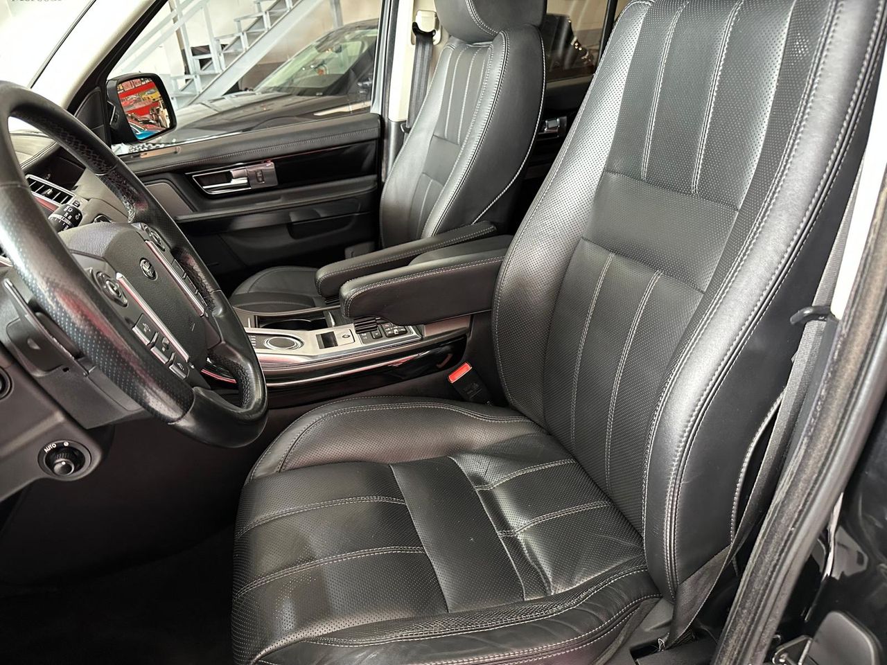 Foto Land-Rover Range Rover Sport 18