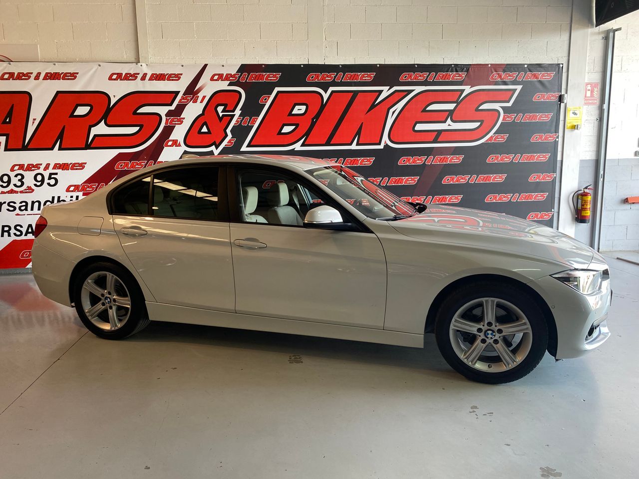 Foto BMW Serie 3 8