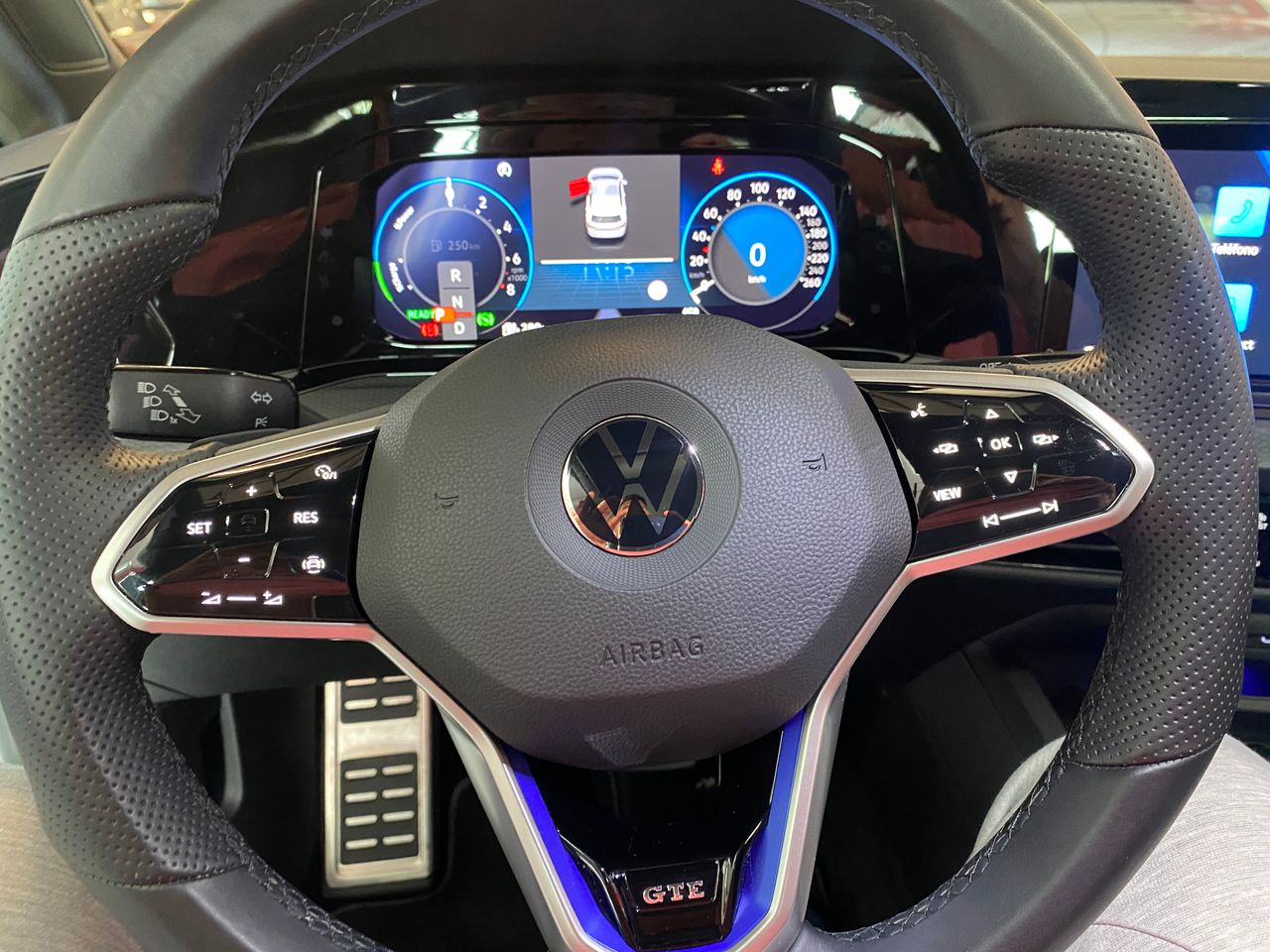 Foto Volkswagen Golf 33