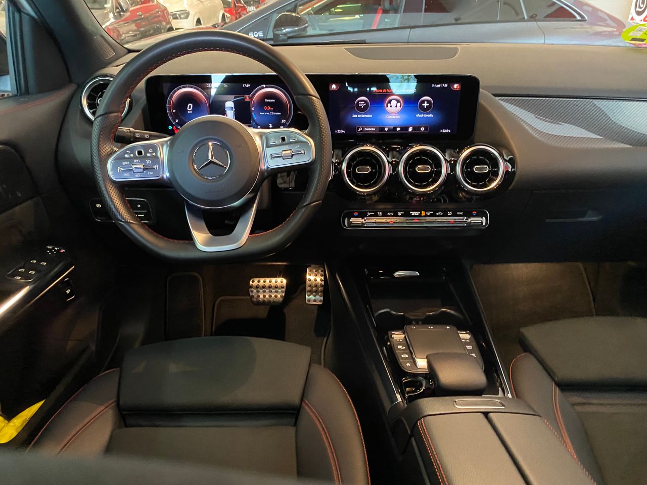 Foto Mercedes-Benz Clase GLA 24