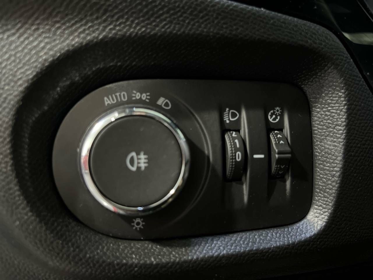 Foto Opel Corsa 16