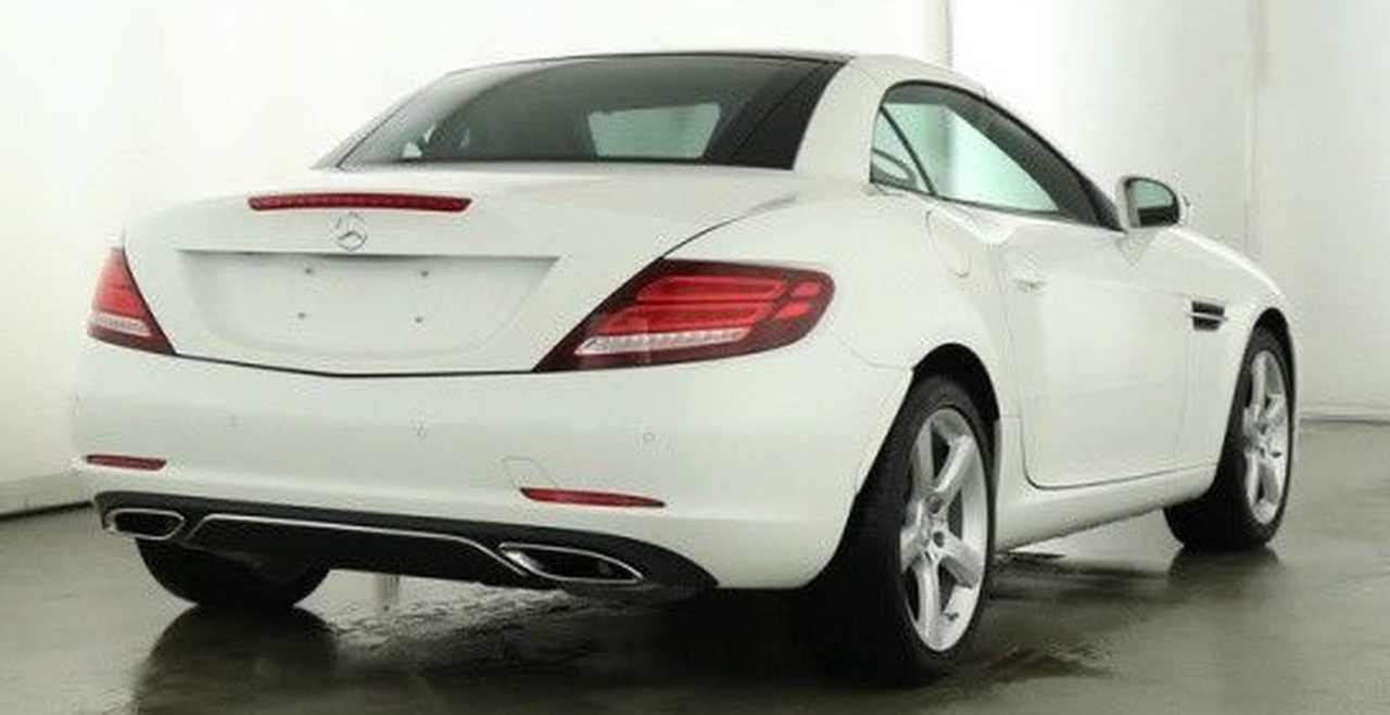 Foto Mercedes-Benz Clase SLC 2