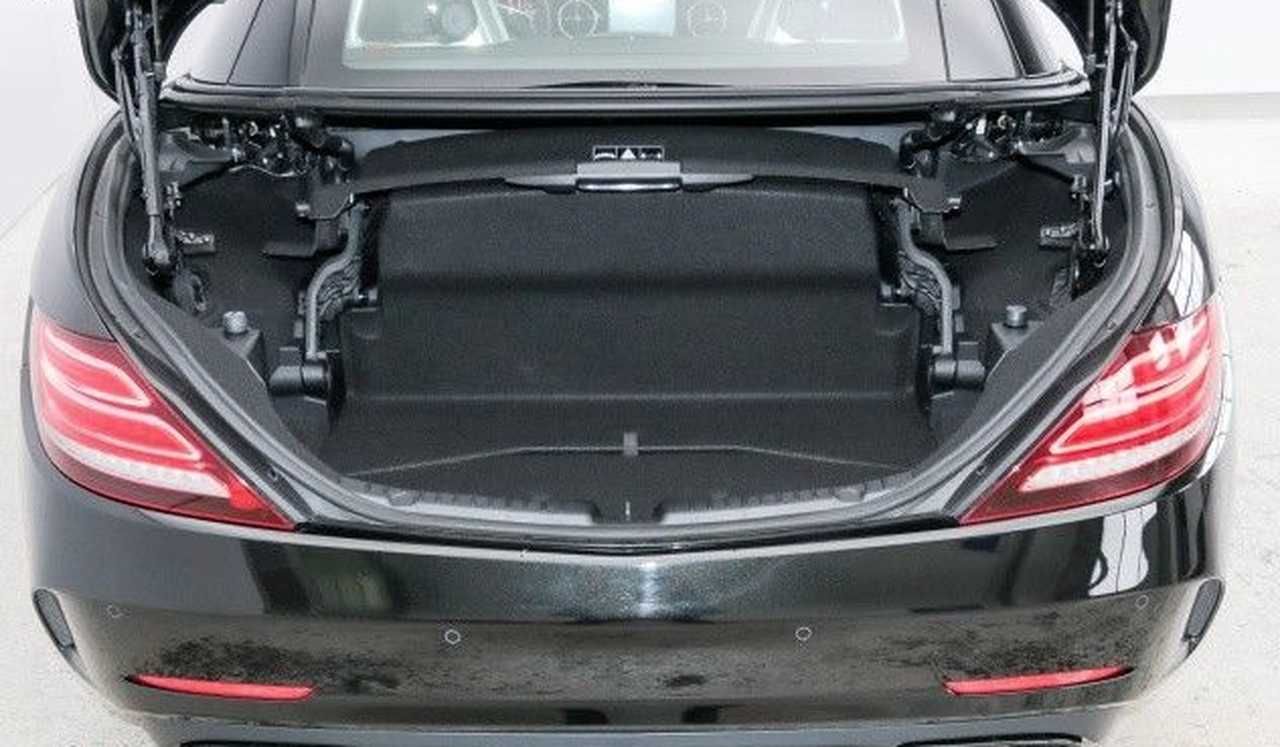 Foto Mercedes-Benz Clase SLC 10