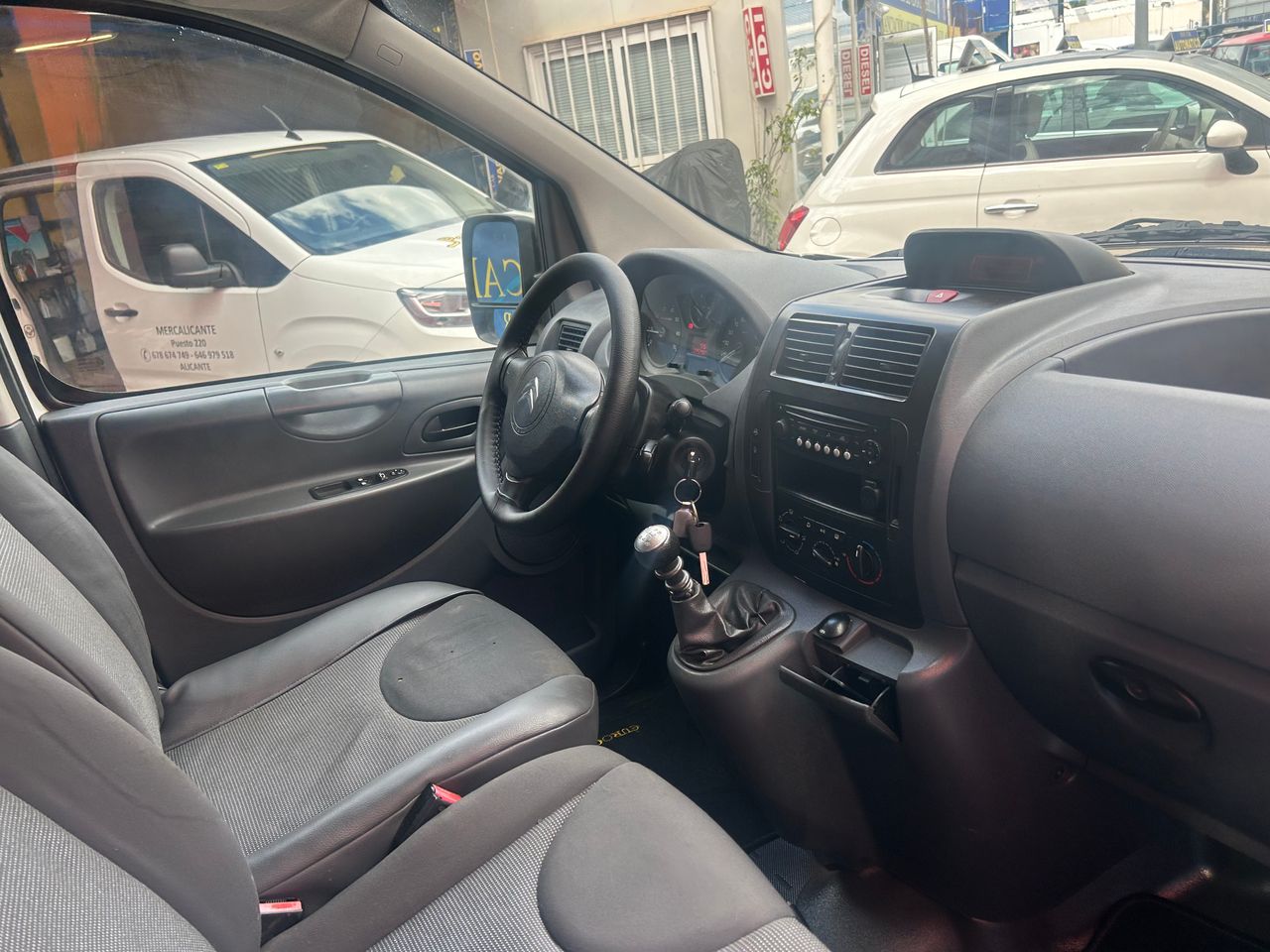 Foto Citroën Jumpy 16