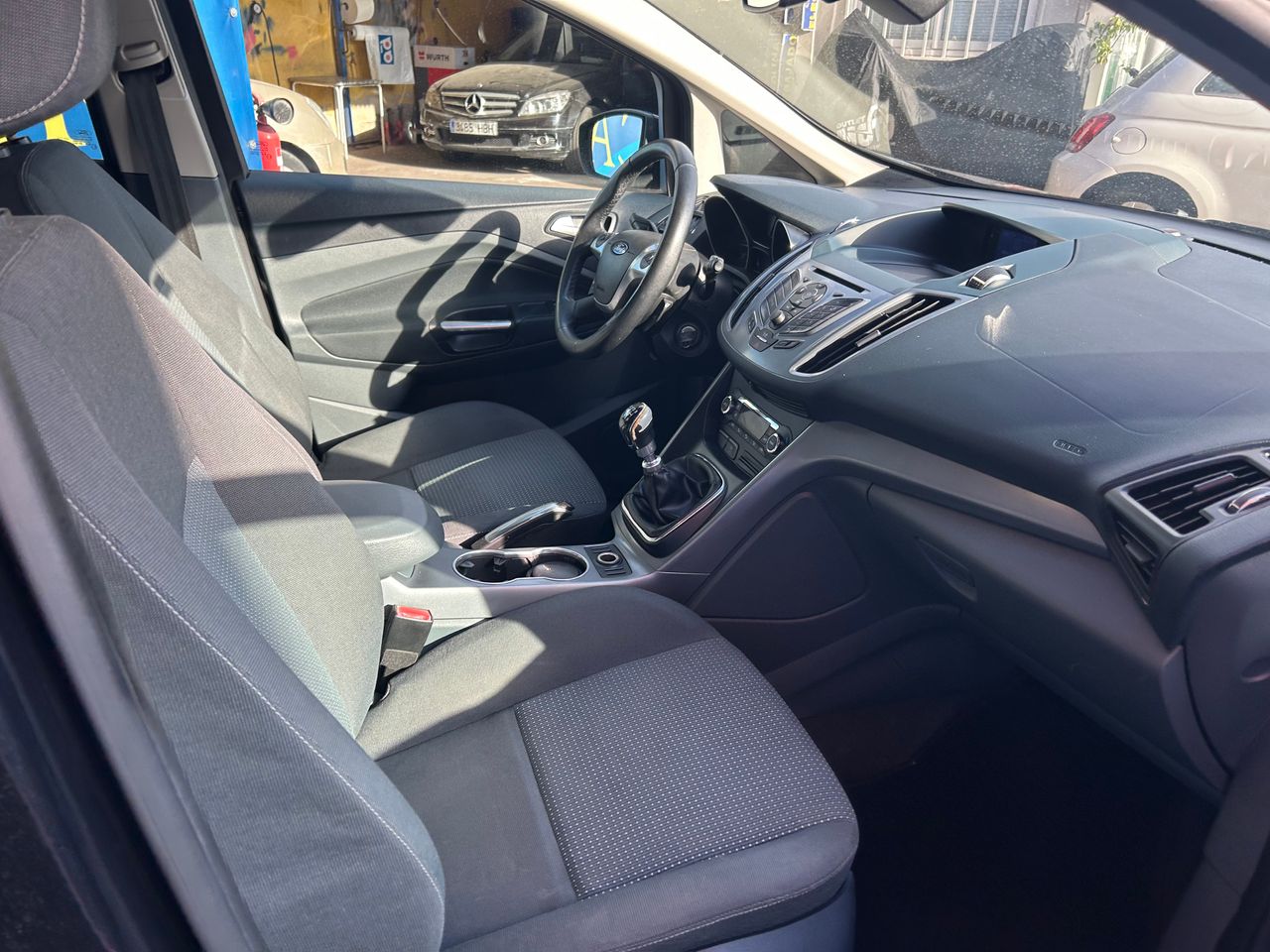 Foto Ford C-Max 24