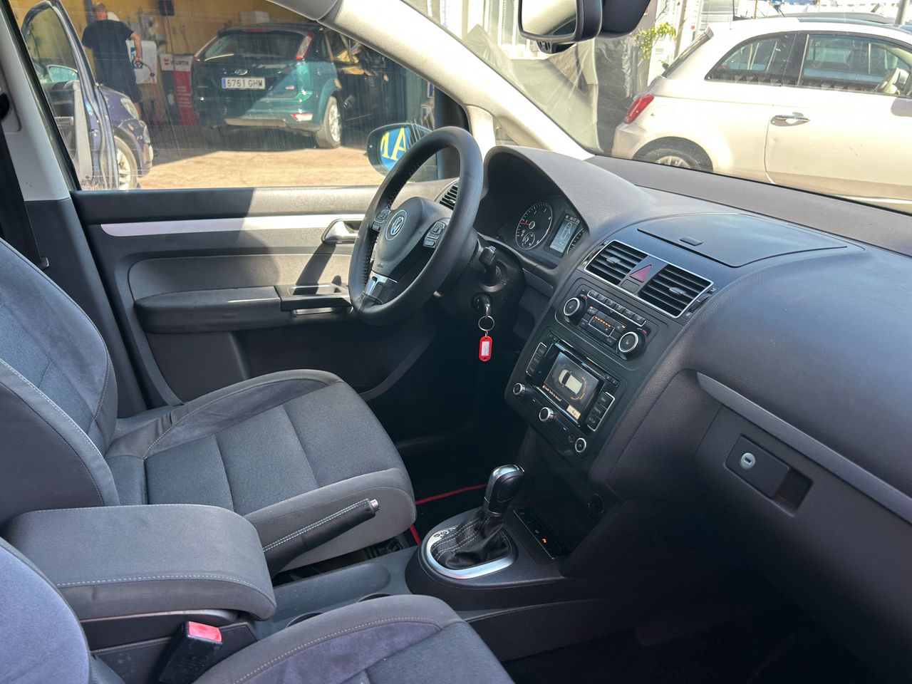 Foto Volkswagen Touran 22