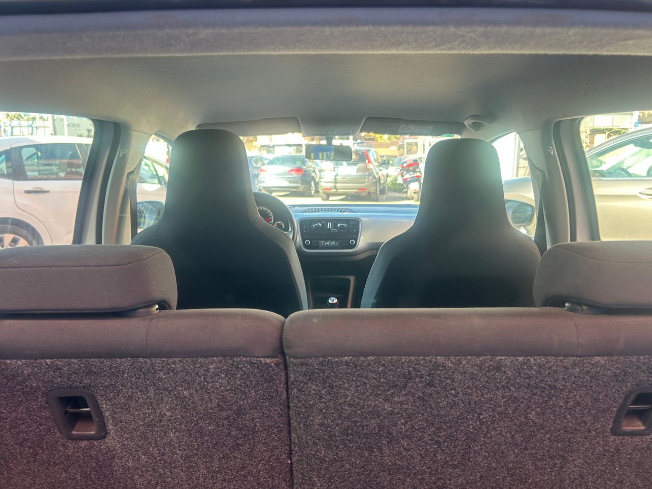 Foto Volkswagen Up 27