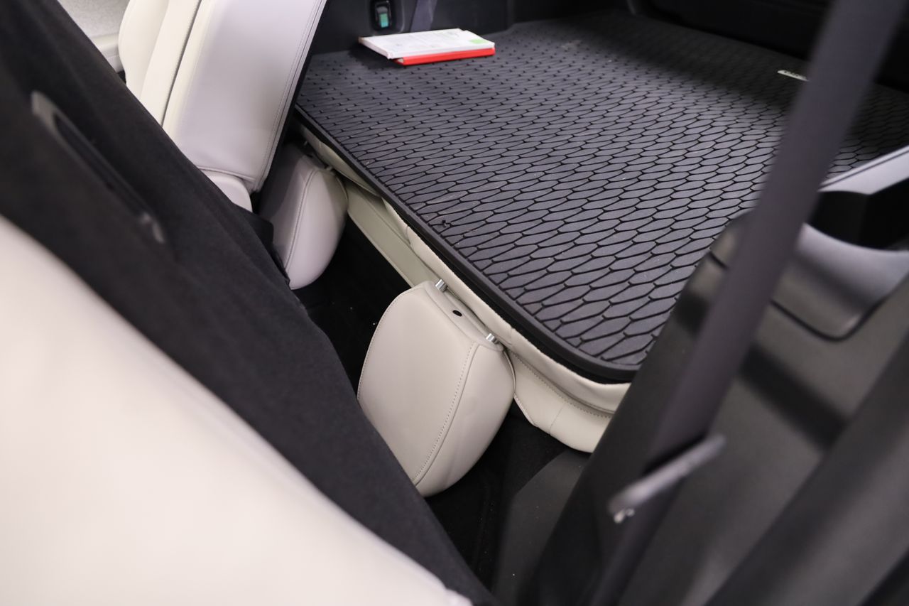 Foto Mazda CX-80 32
