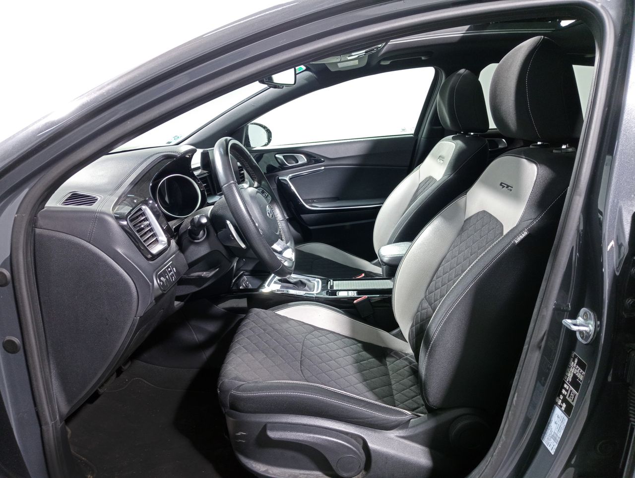 Foto Kia Ceed 8