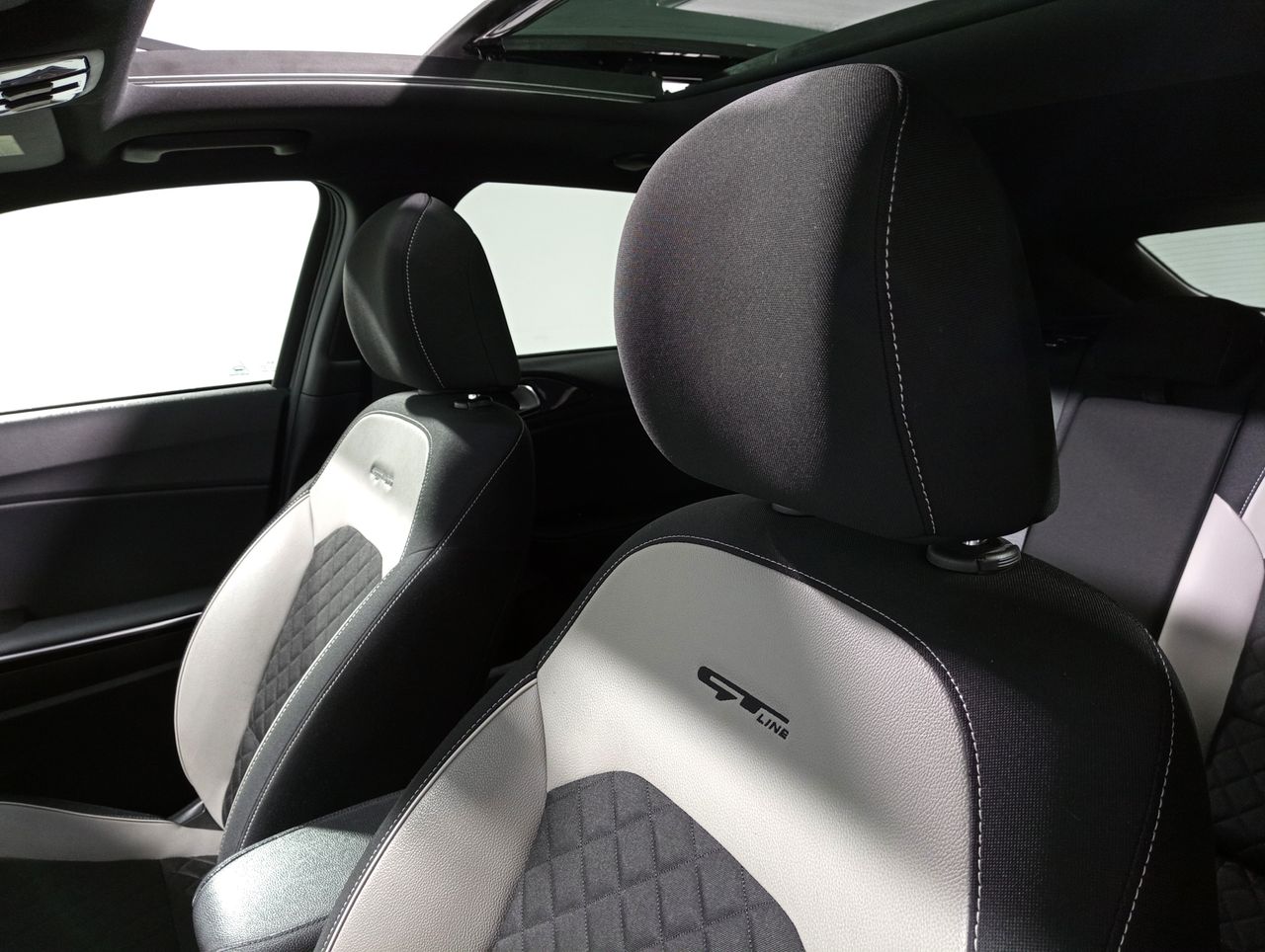 Foto Kia Ceed 21