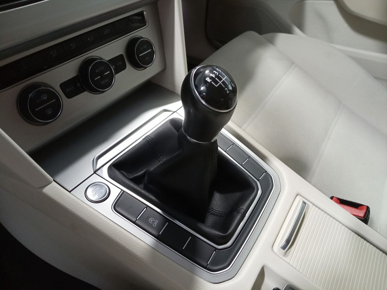 Foto Volkswagen Passat 12