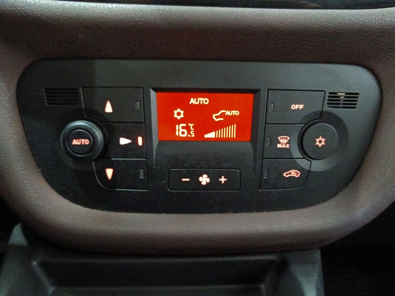 Foto Fiat Doblo 17
