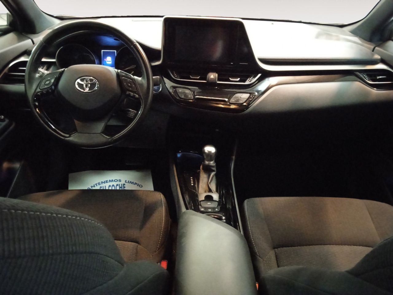 Foto Toyota C-HR 6