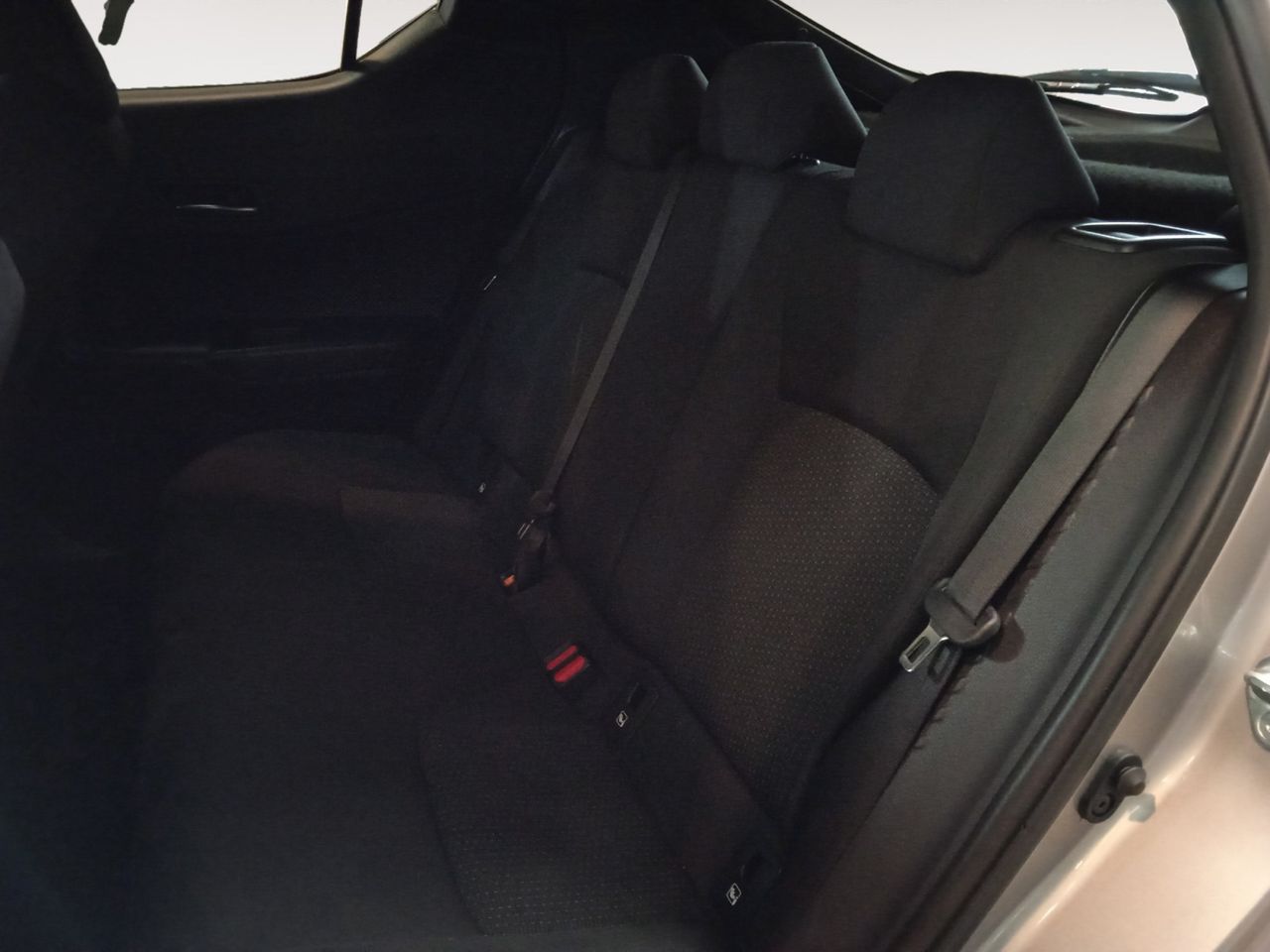 Foto Toyota C-HR 9