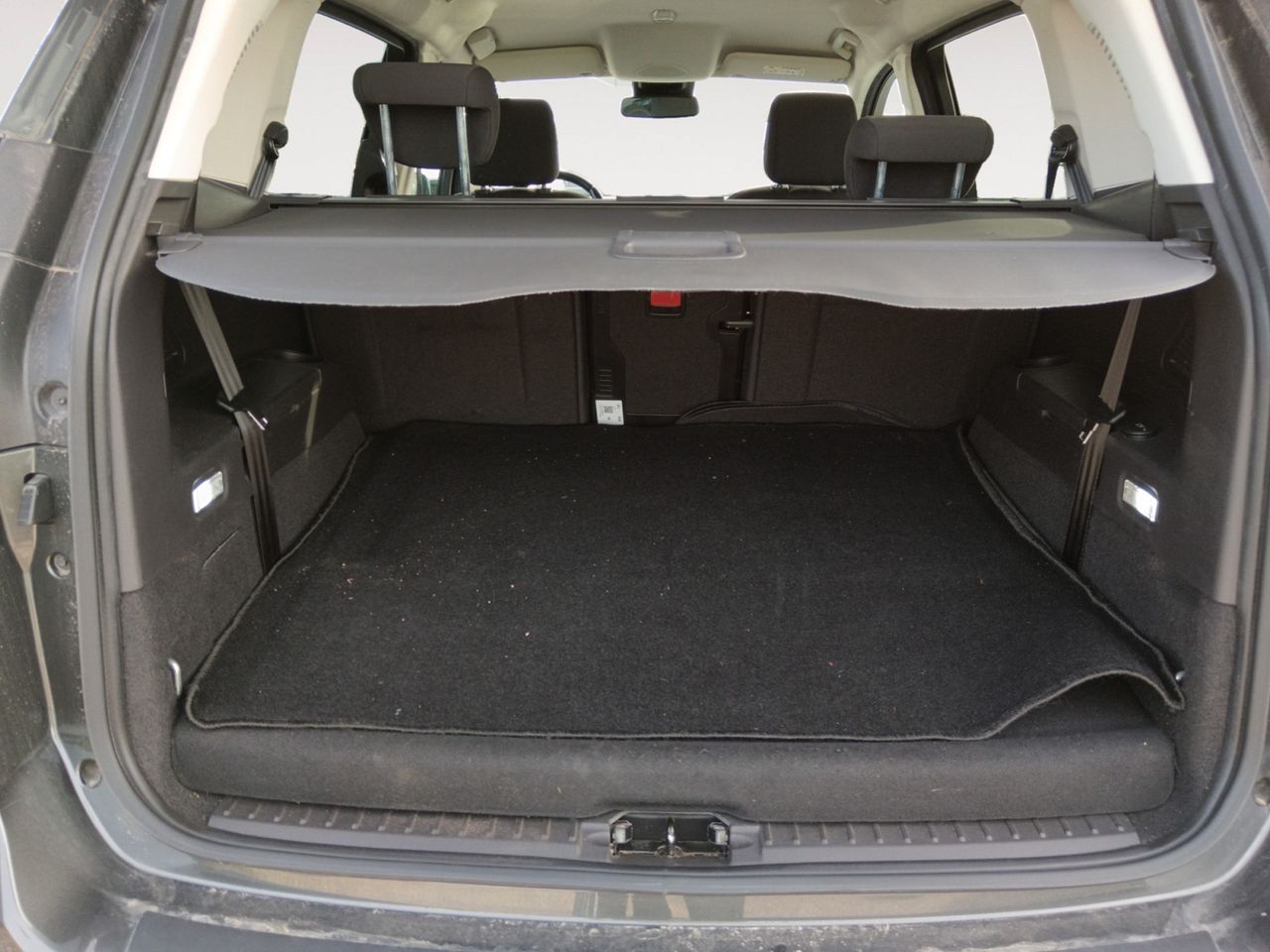 Foto Ford Grand C-MAX 11