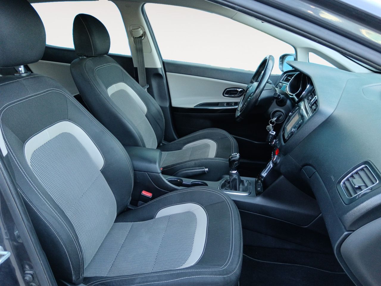 Foto Kia Ceed 10
