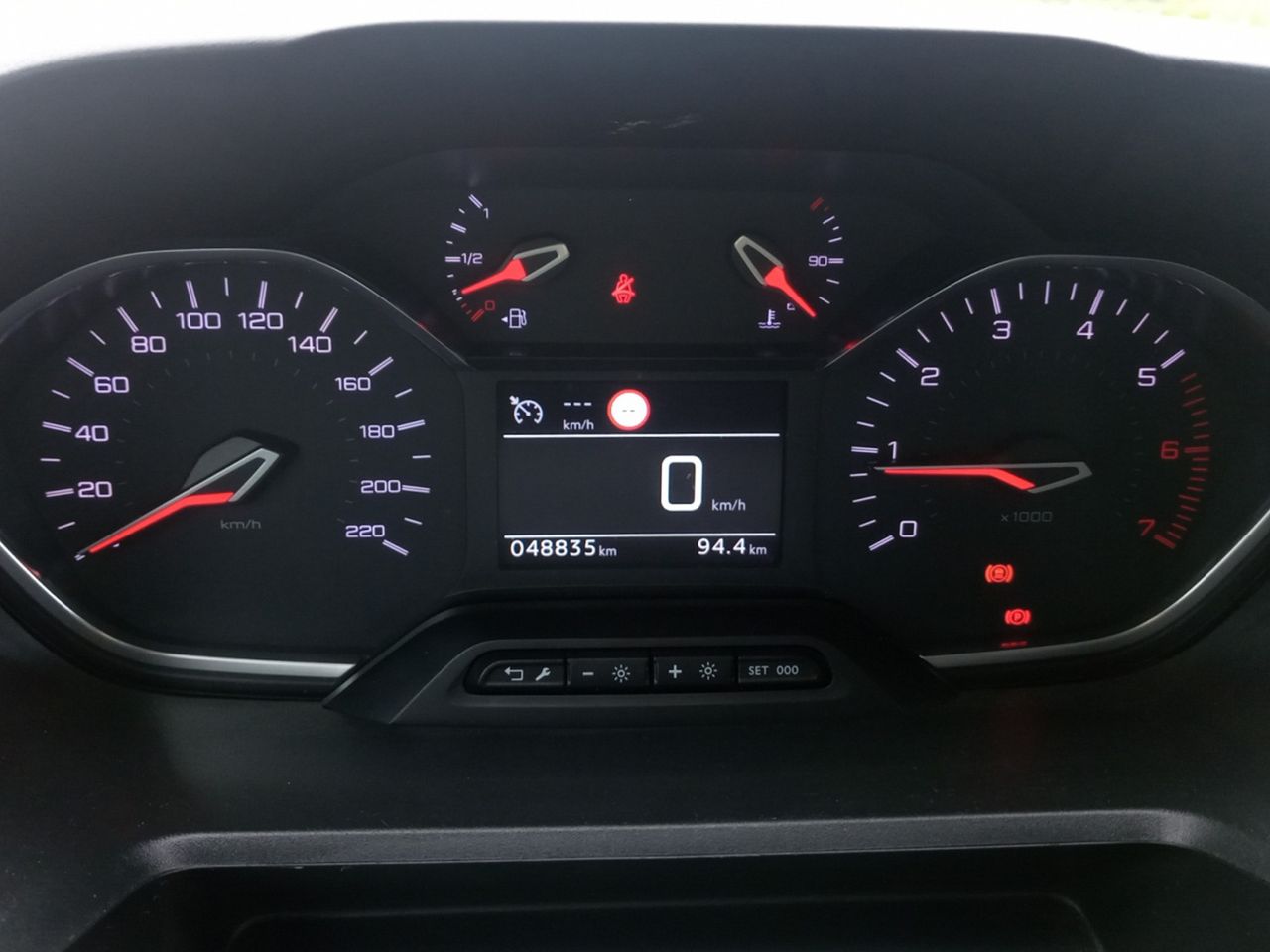 Foto Peugeot Rifter 13