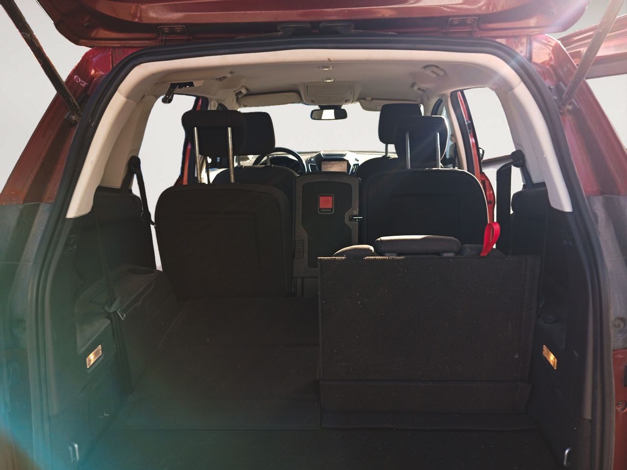 Foto Ford Grand C-MAX 11