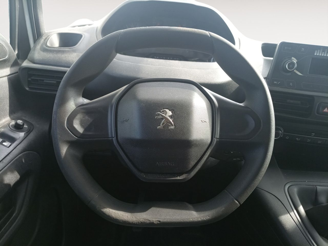 Foto Peugeot Rifter 7