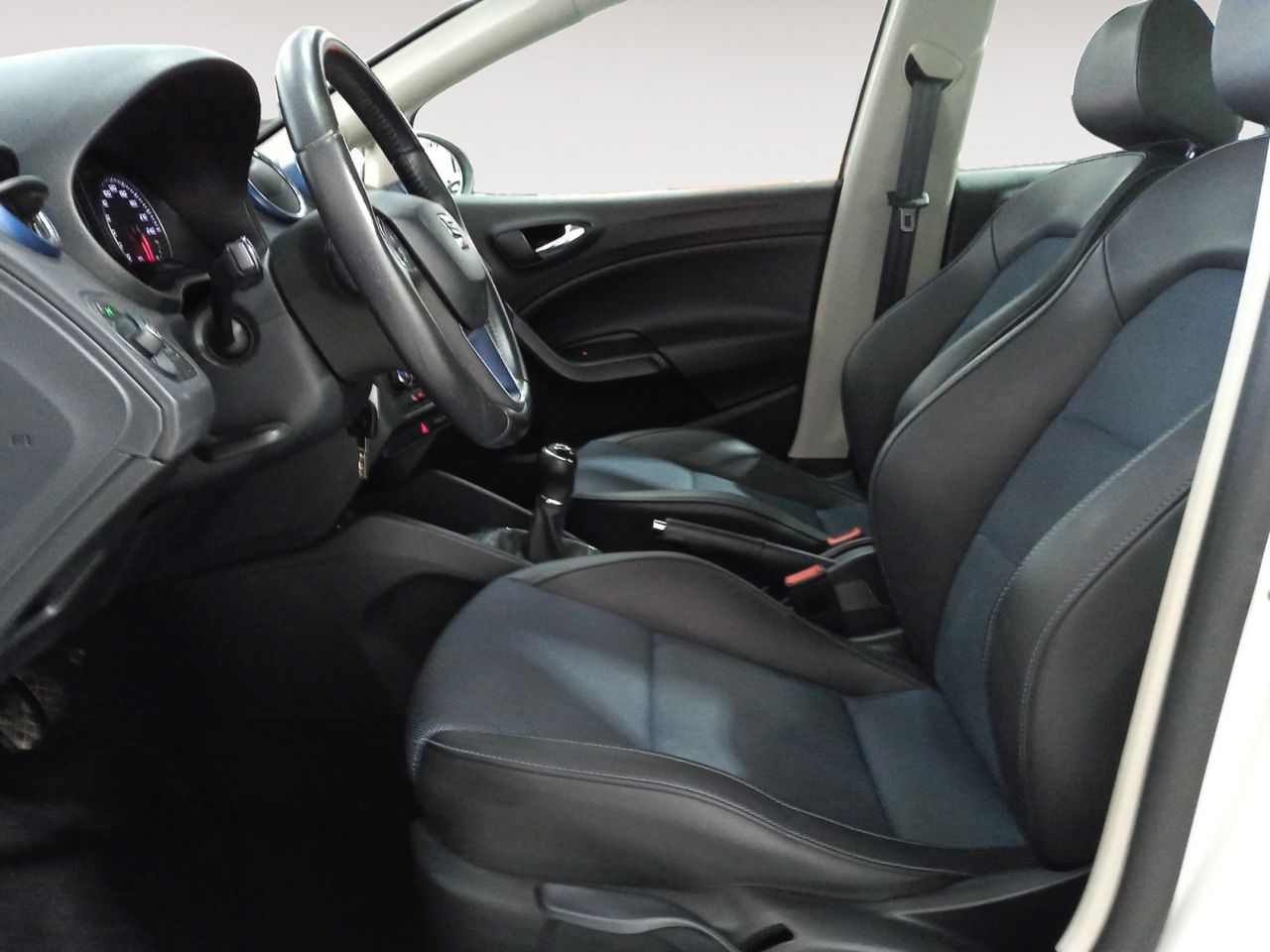Foto Seat Ibiza 8