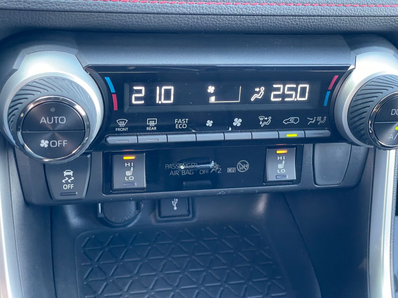 Foto Toyota Rav4 37