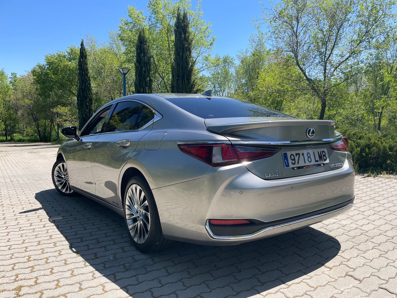 Foto Lexus ES 3