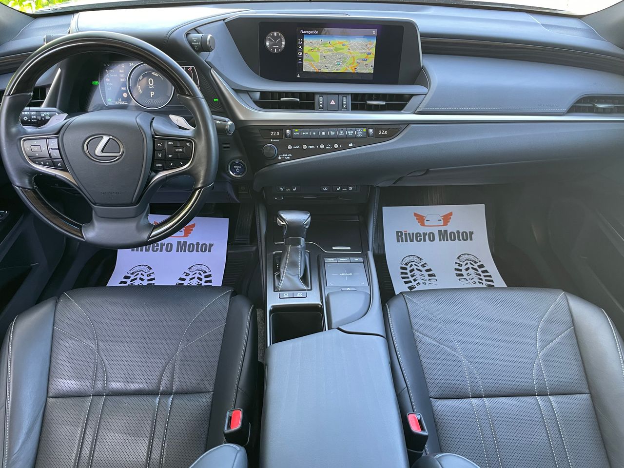 Foto Lexus ES 9