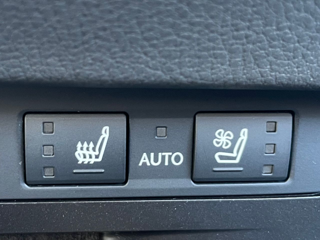 Foto Lexus ES 24