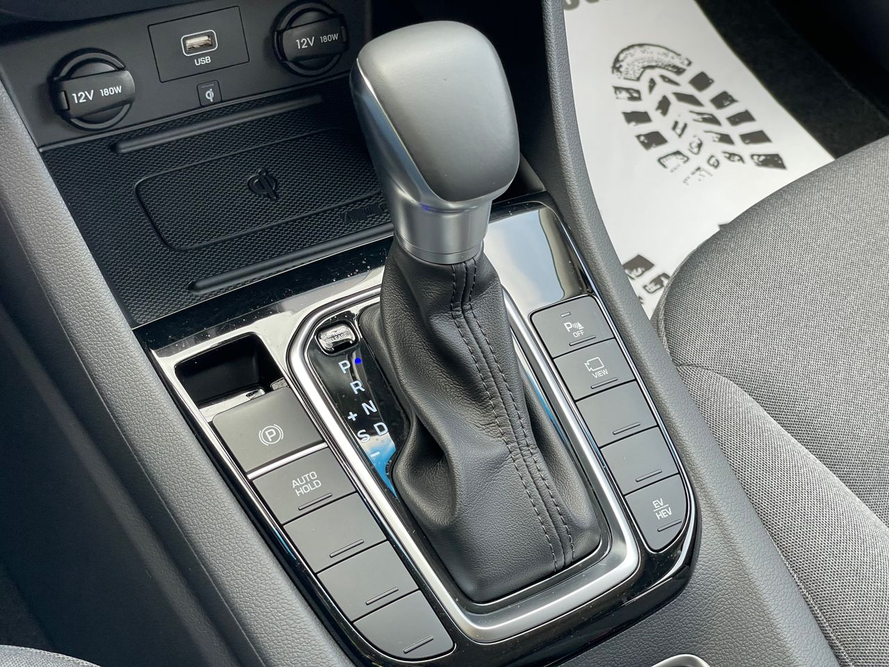 Foto Hyundai IONIQ 24