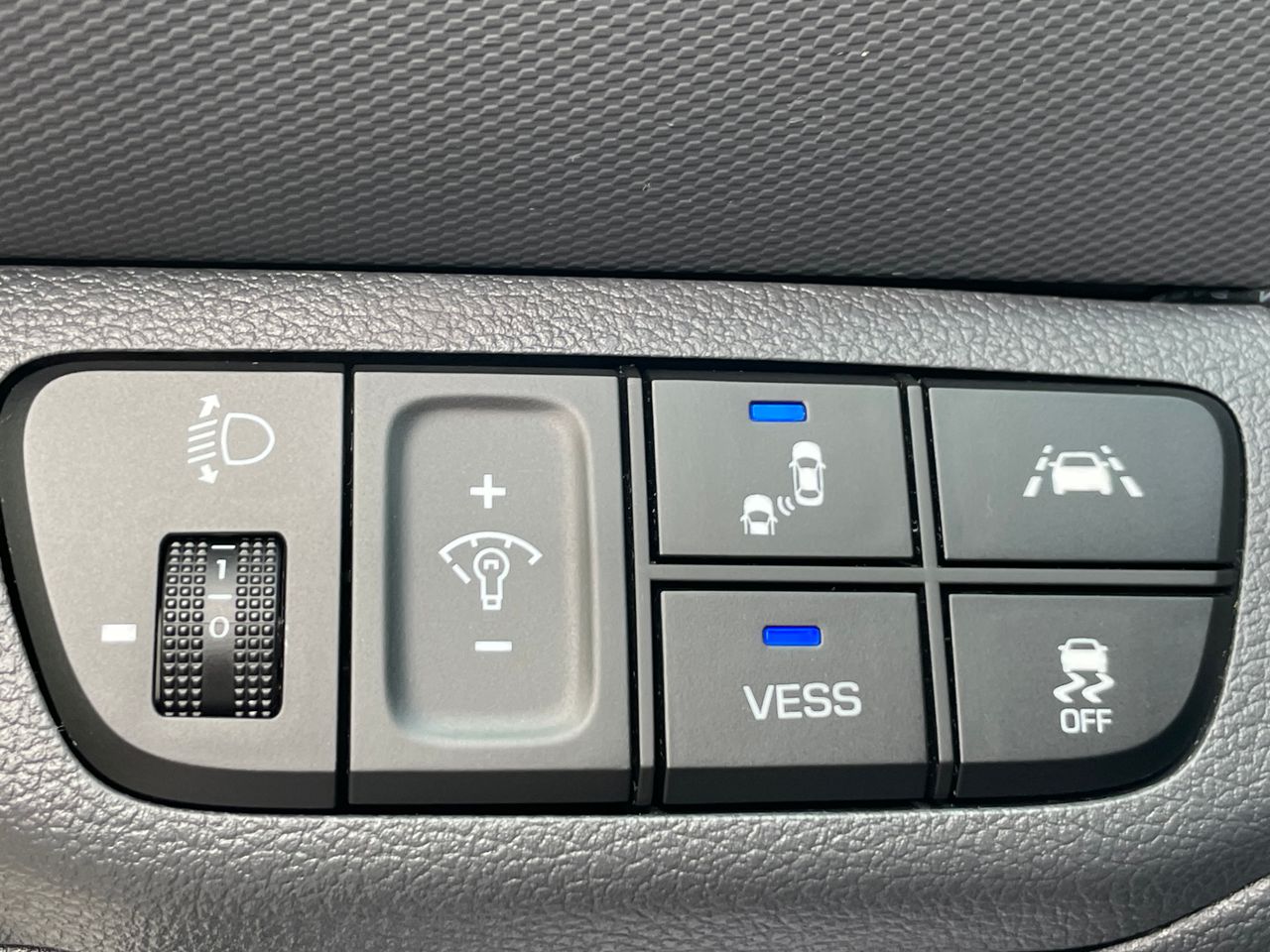 Foto Hyundai IONIQ 35