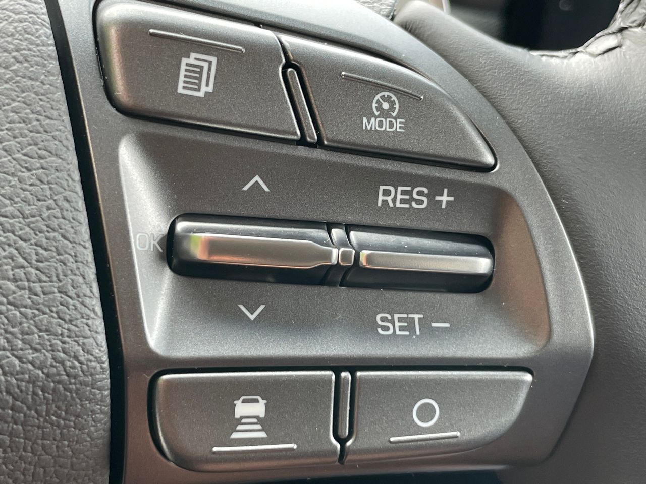 Foto Hyundai IONIQ 40