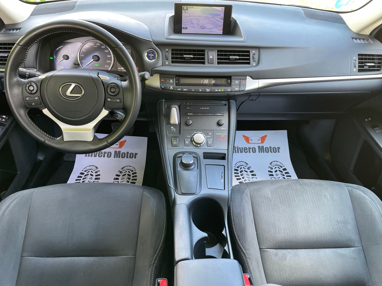 Foto Lexus CT 9