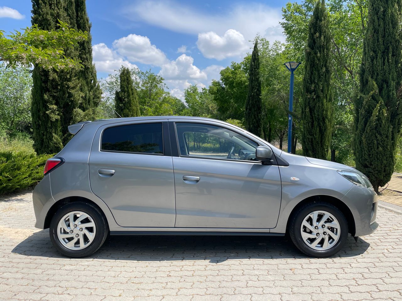 Foto Mitsubishi Space Star 6
