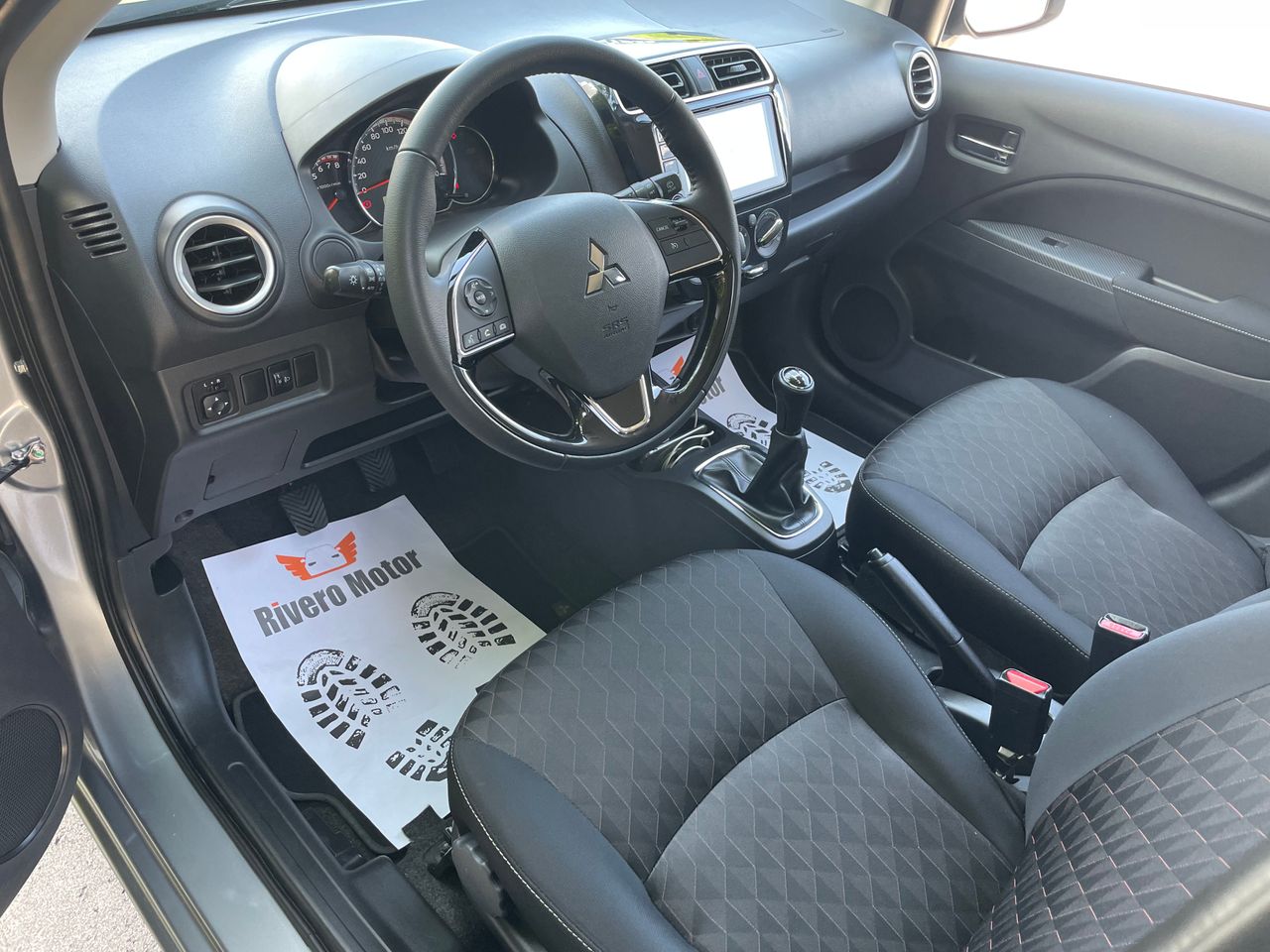 Foto Mitsubishi Space Star 8