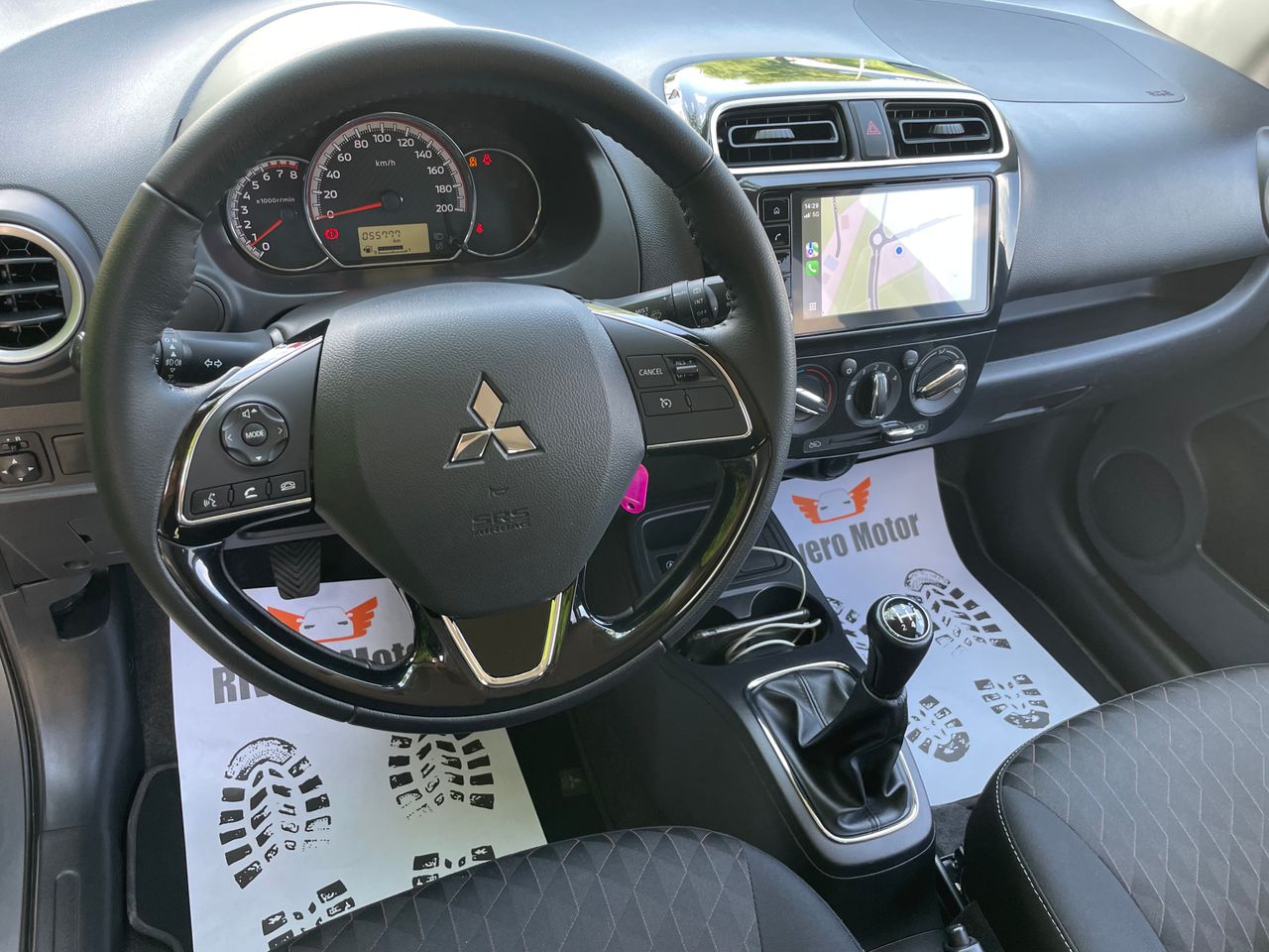 Foto Mitsubishi Space Star 9