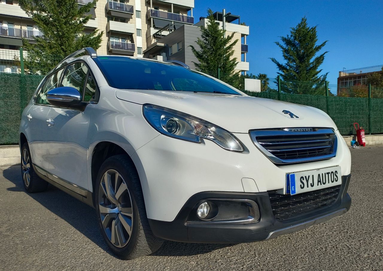 Foto Peugeot 2008 12