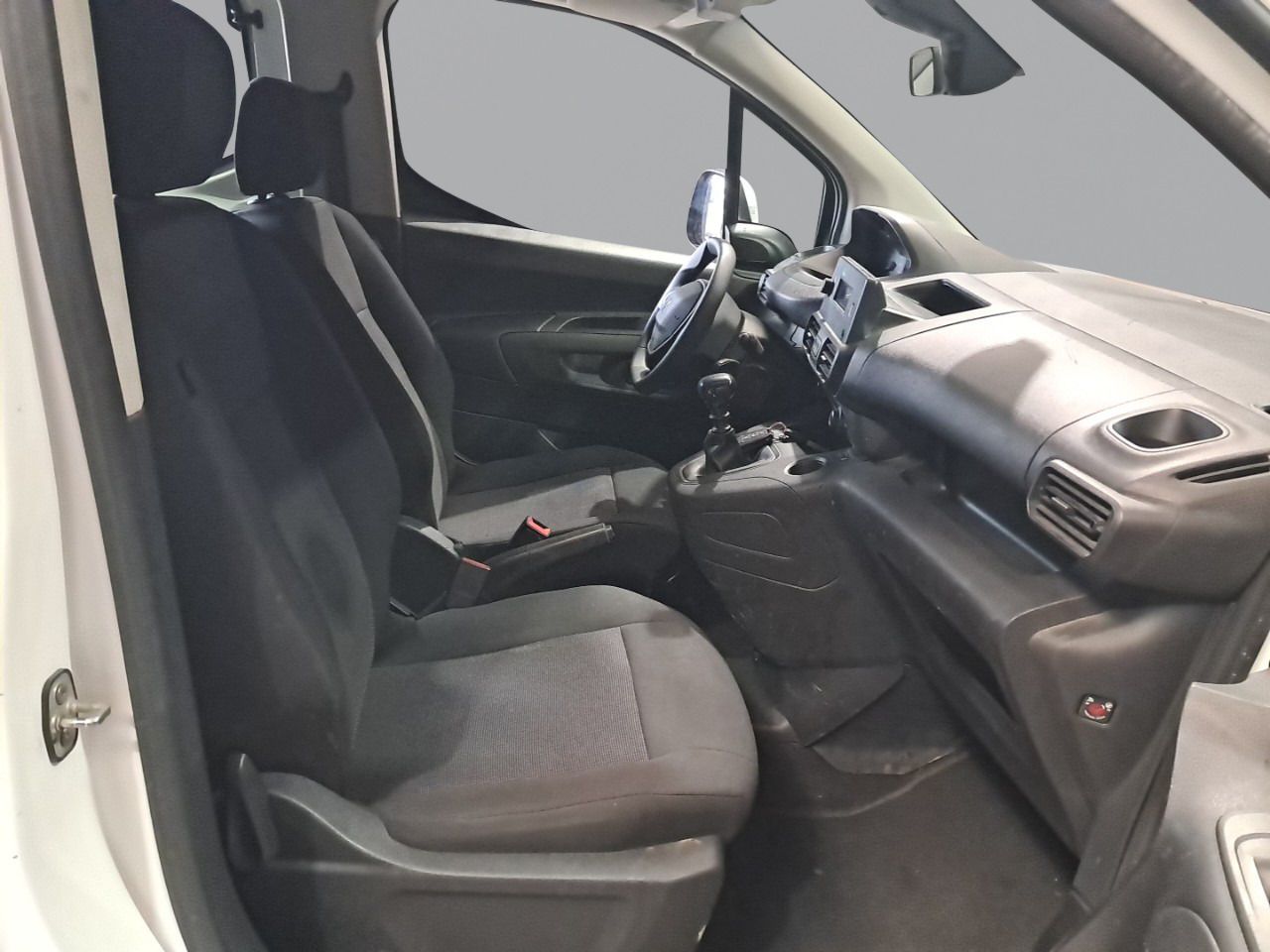 Foto Peugeot Rifter 10