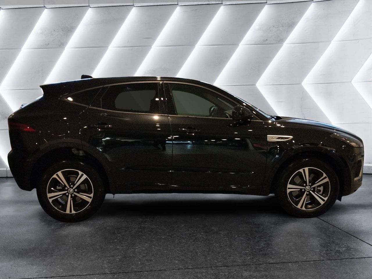 Foto Jaguar E-Pace 12
